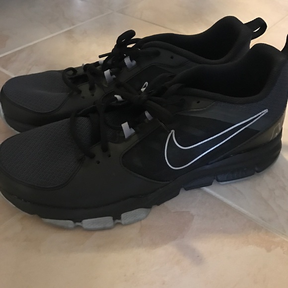 il 44% delle scarpe nike air scarpe poshmark mens il 44% delle scarpe nike air scarpe poshmark mens
